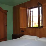 Calera Hotel