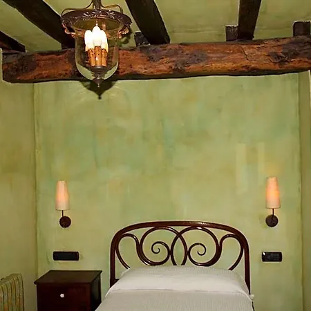 Hotell Calera Valle De Villaverde